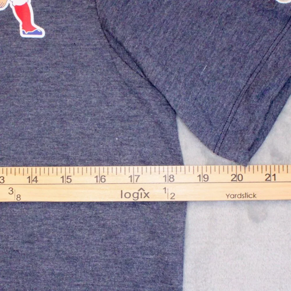 New England Patriots Short Sleeve Crew Neck Tee Men's - Picture 9 of 10